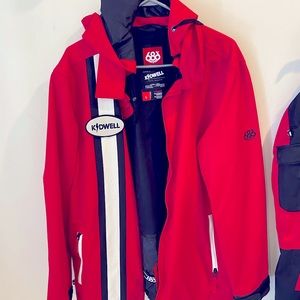 686 Kidwell Legends Mens snowboarding suit. Jacket and pants Size large.